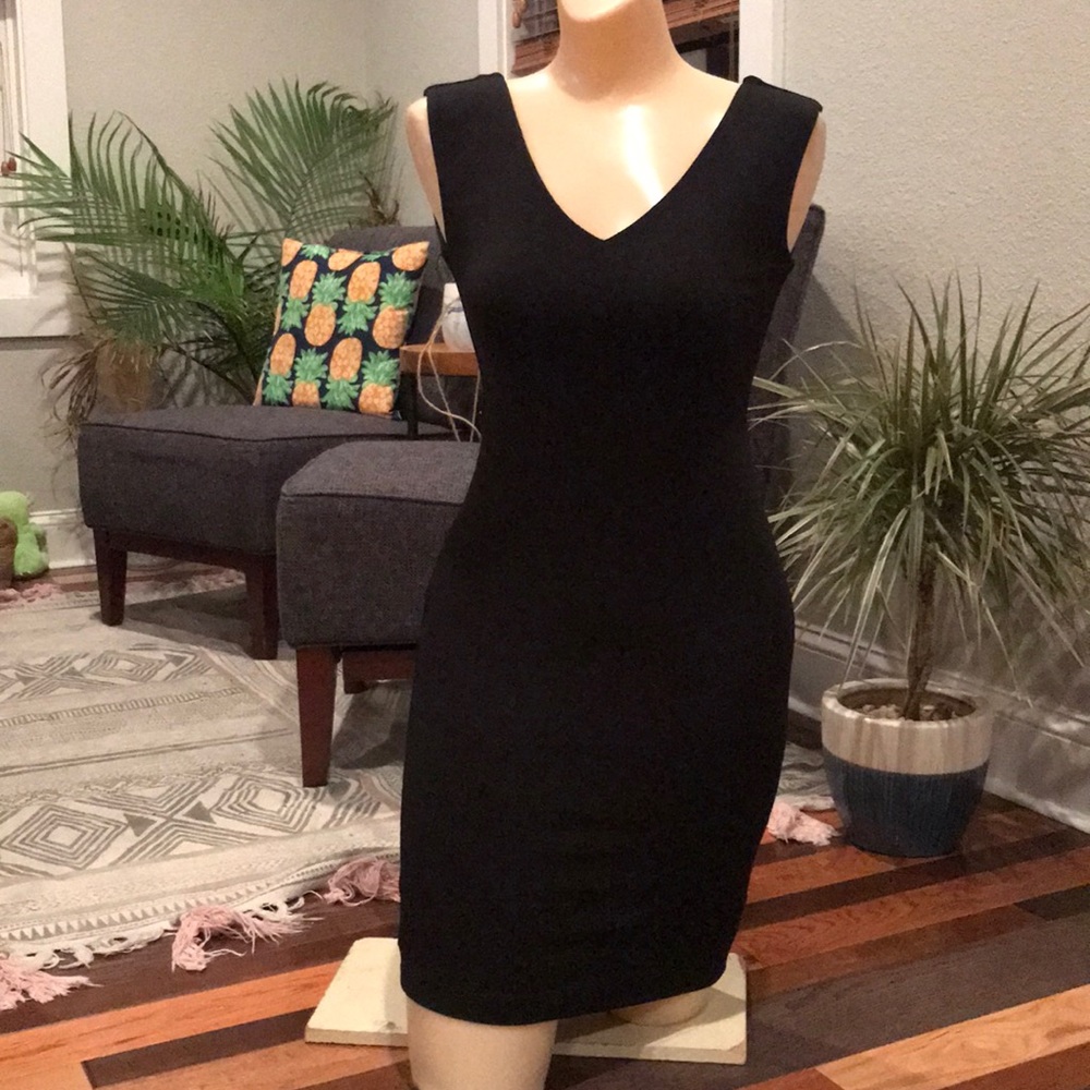 The perfect little black dress